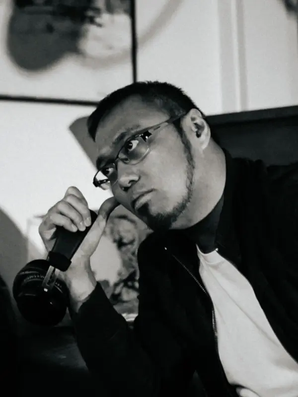 Juro Kim Feliz